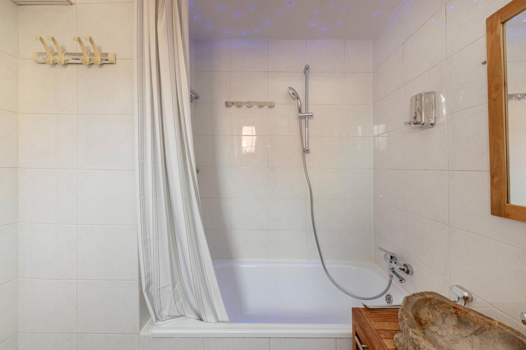Historical Caserne Apartment ليوبليانا المظهر الخارجي الصورة