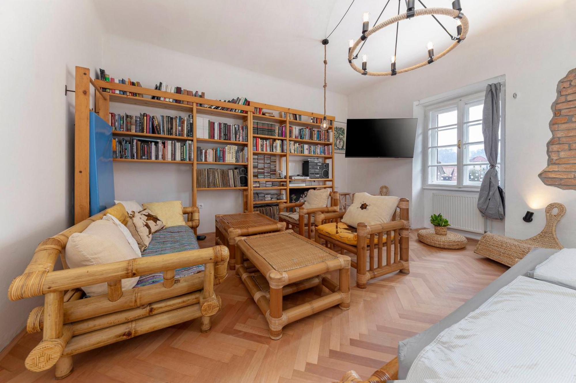 Historical Caserne Apartment ليوبليانا المظهر الخارجي الصورة