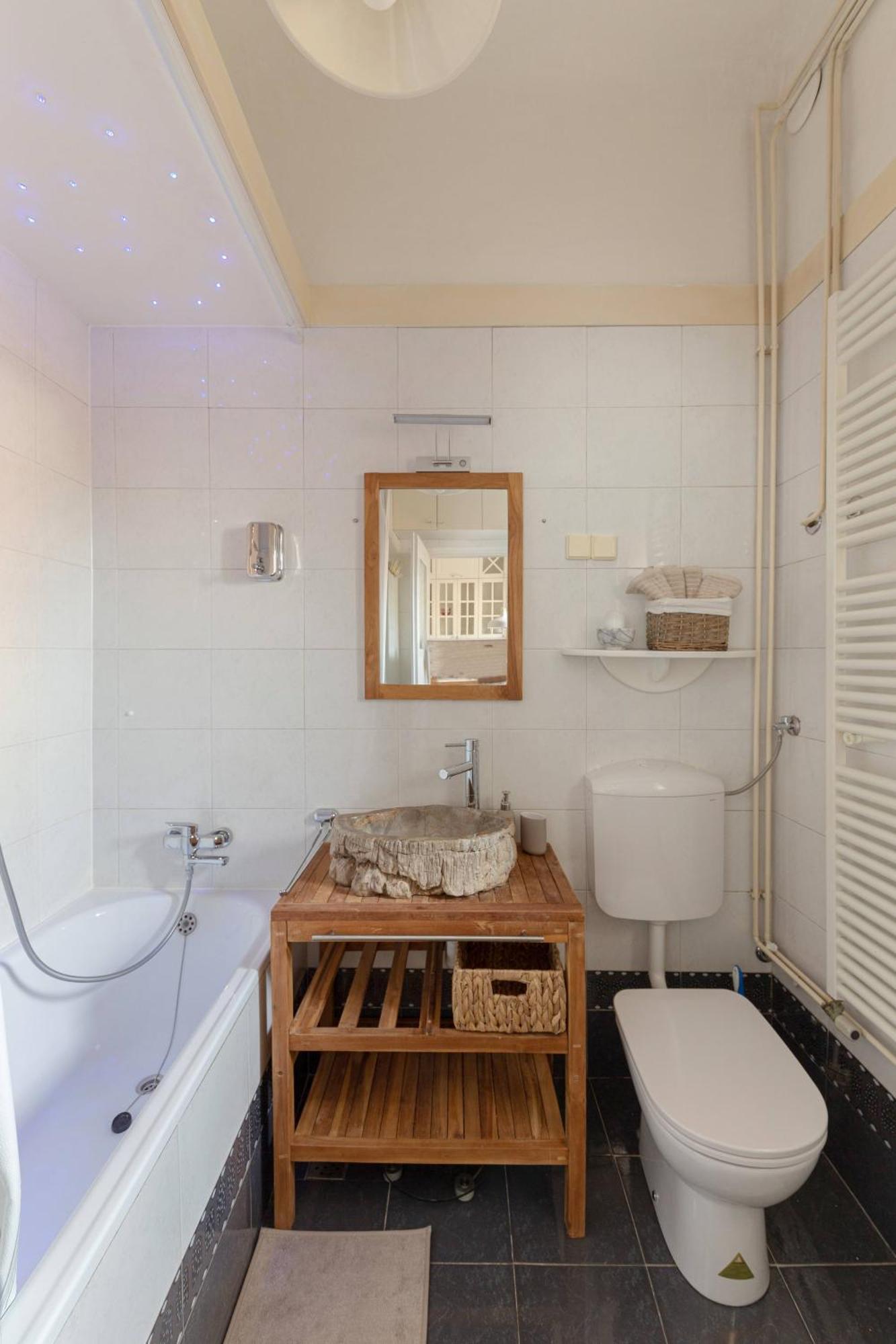 Historical Caserne Apartment ليوبليانا المظهر الخارجي الصورة
