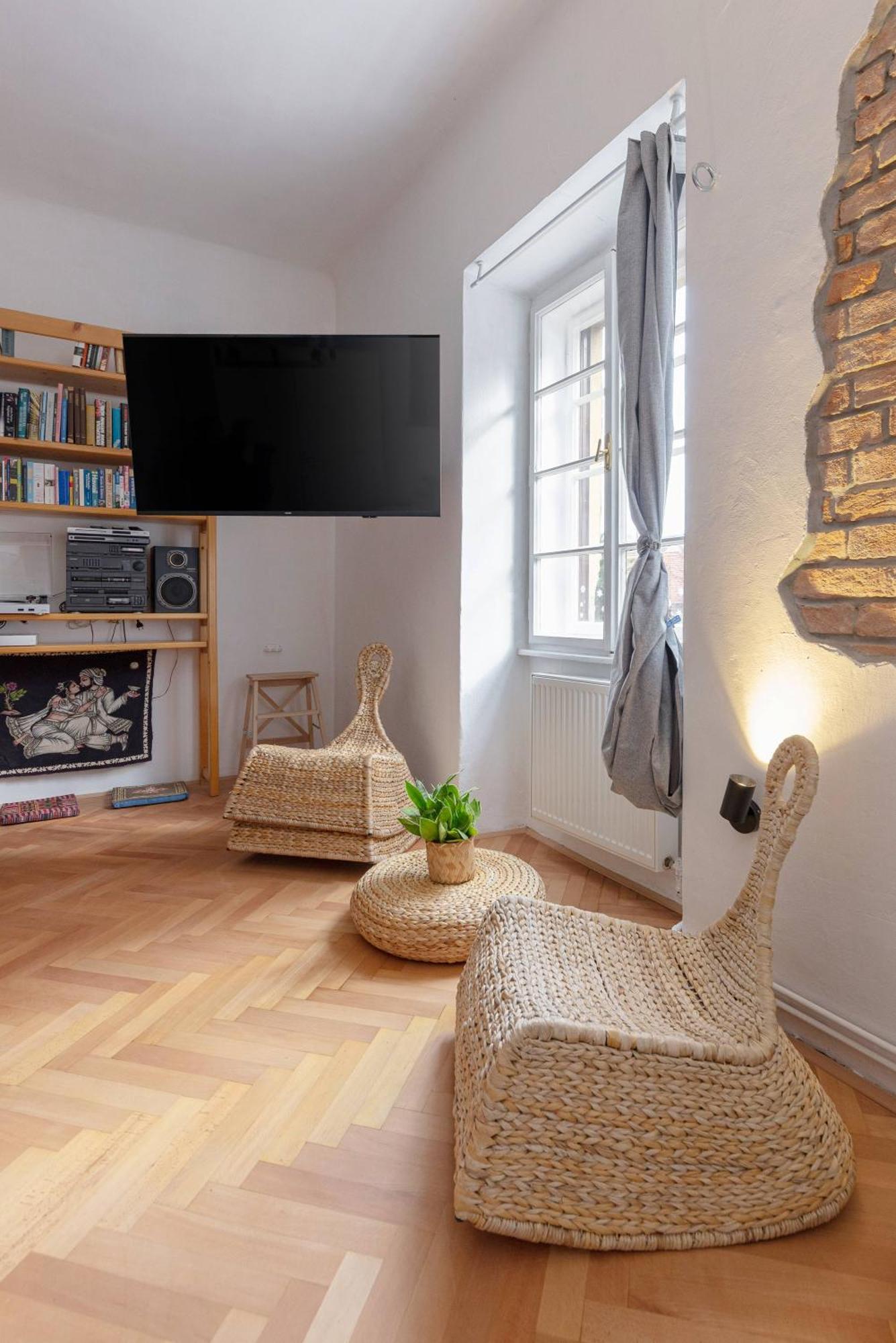 Historical Caserne Apartment ليوبليانا المظهر الخارجي الصورة