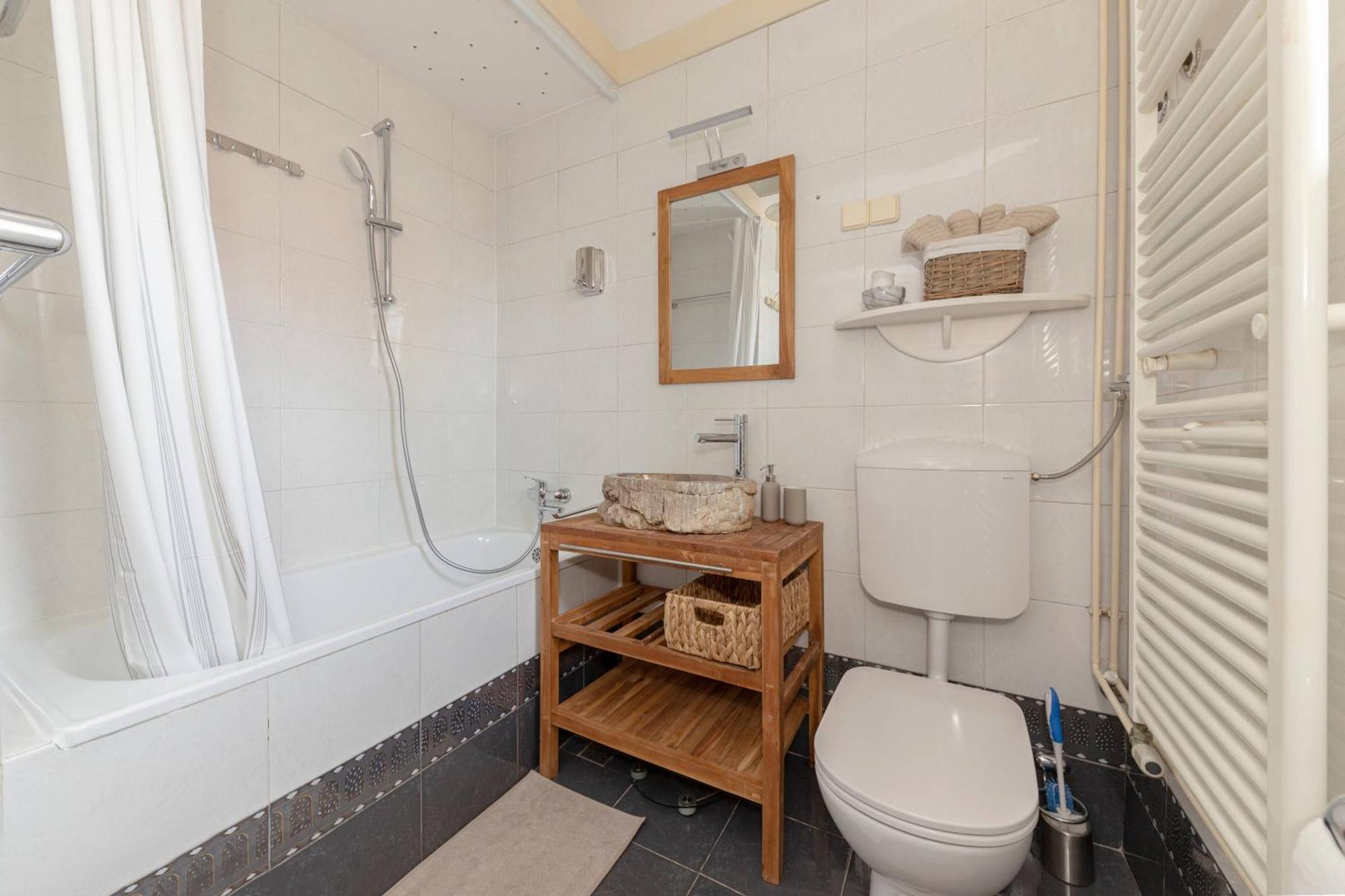 Historical Caserne Apartment ليوبليانا المظهر الخارجي الصورة